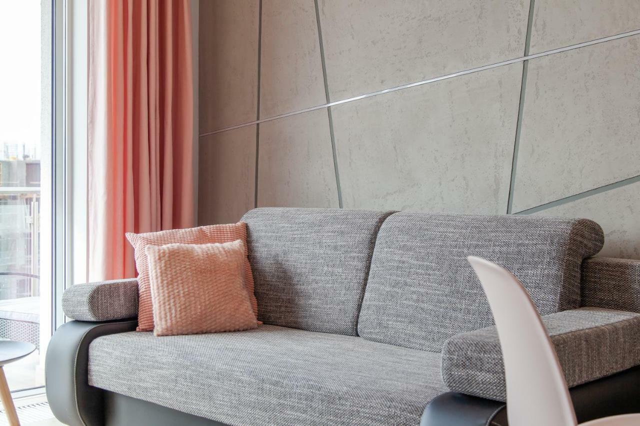 Apartment Pink Flamingo By Noclegi Renters Miedzyzdroje Exterior photo